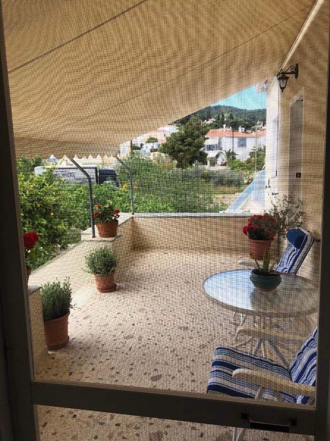 Laluzaki Διαμέρισμα Σπέτσες Εξωτερικό φωτογραφία